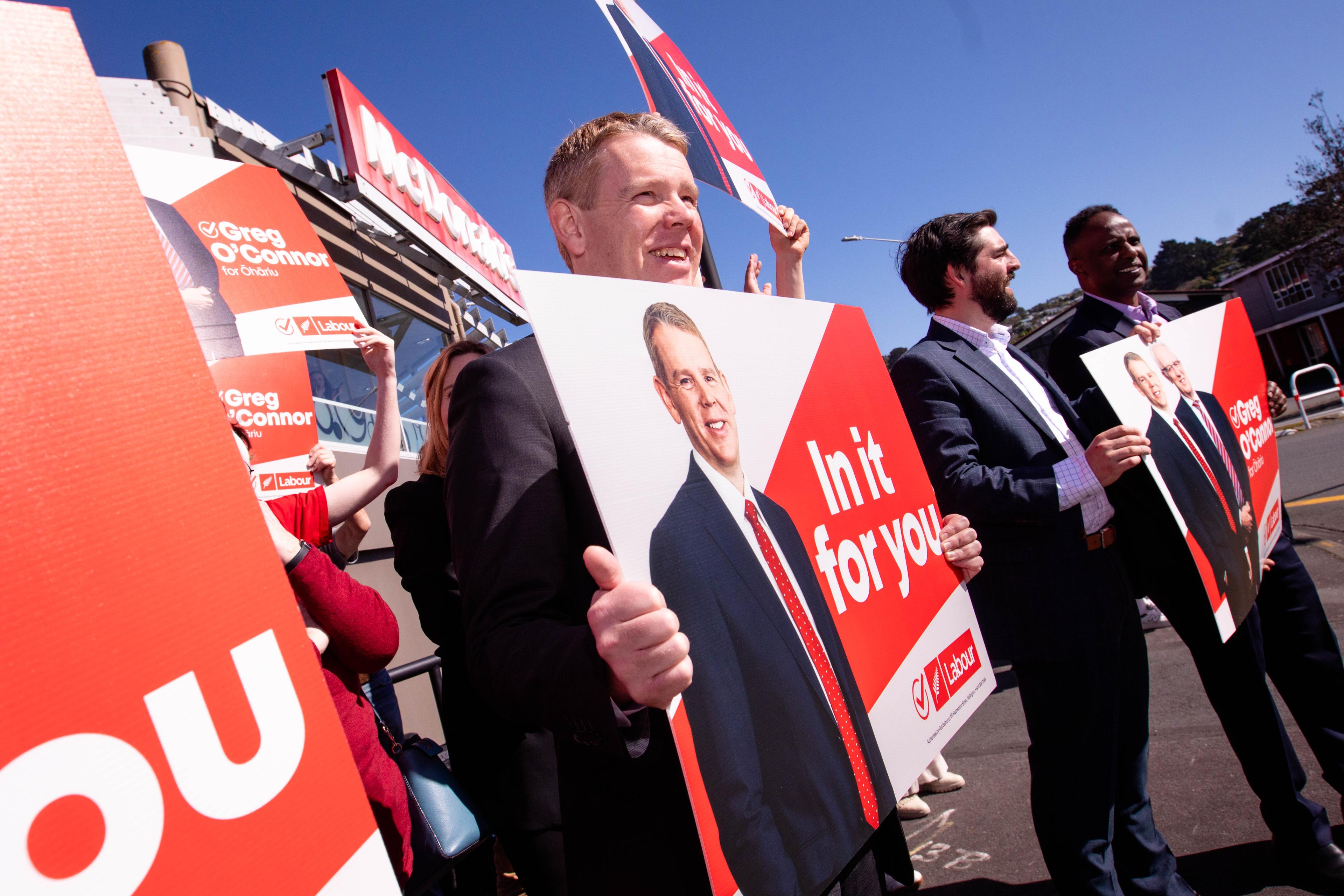 Prime Minister Chris Hipkins joins supporters in Johnsonville