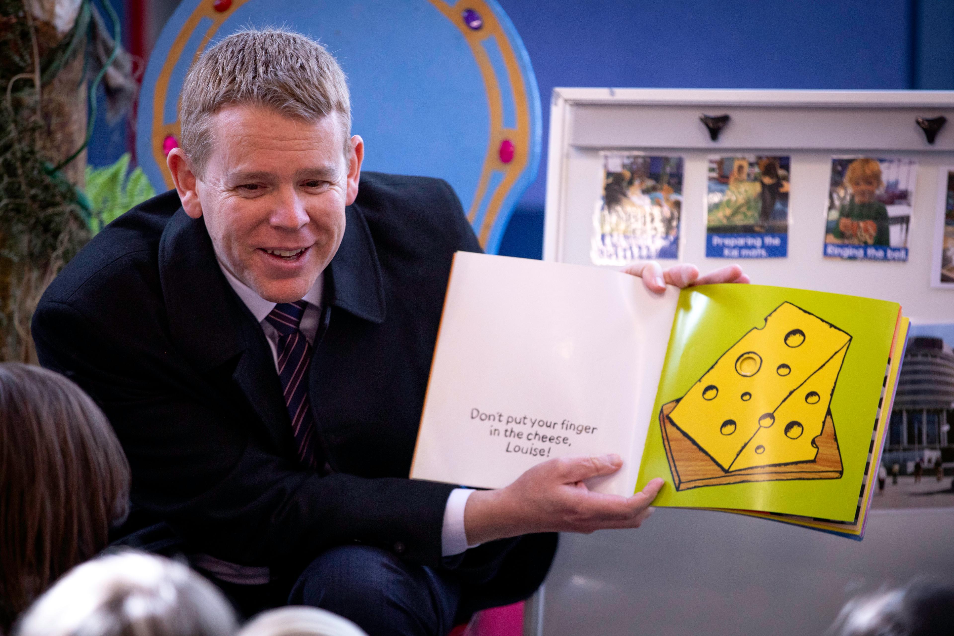 Prime Minister Chris Hipkins and other Labour MPs announce four weeks paid parental leave for partners at Brooklyn Kindergarten