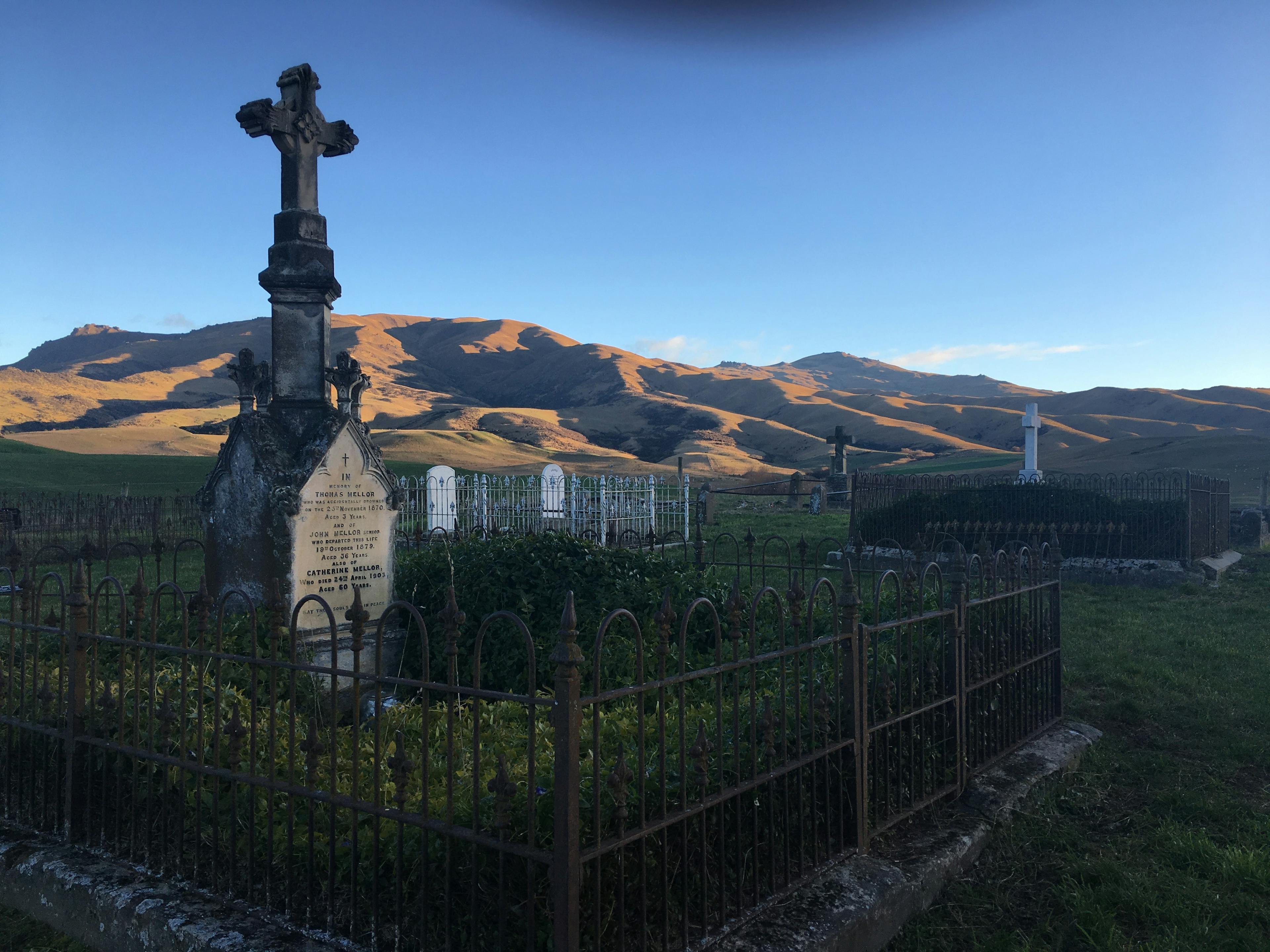 Drybread cemetery in Central Otago