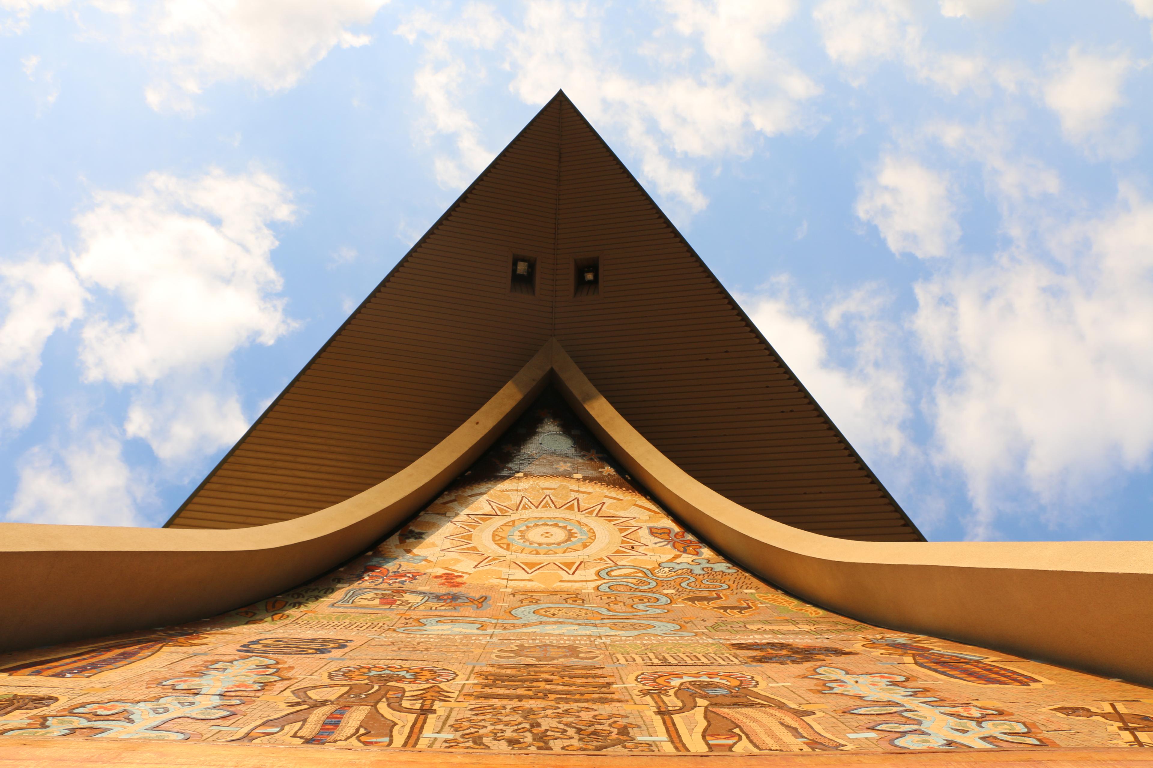 Intricate artwork displayed on the facade of the Papua New Guinea parliament building in Port Moresby.