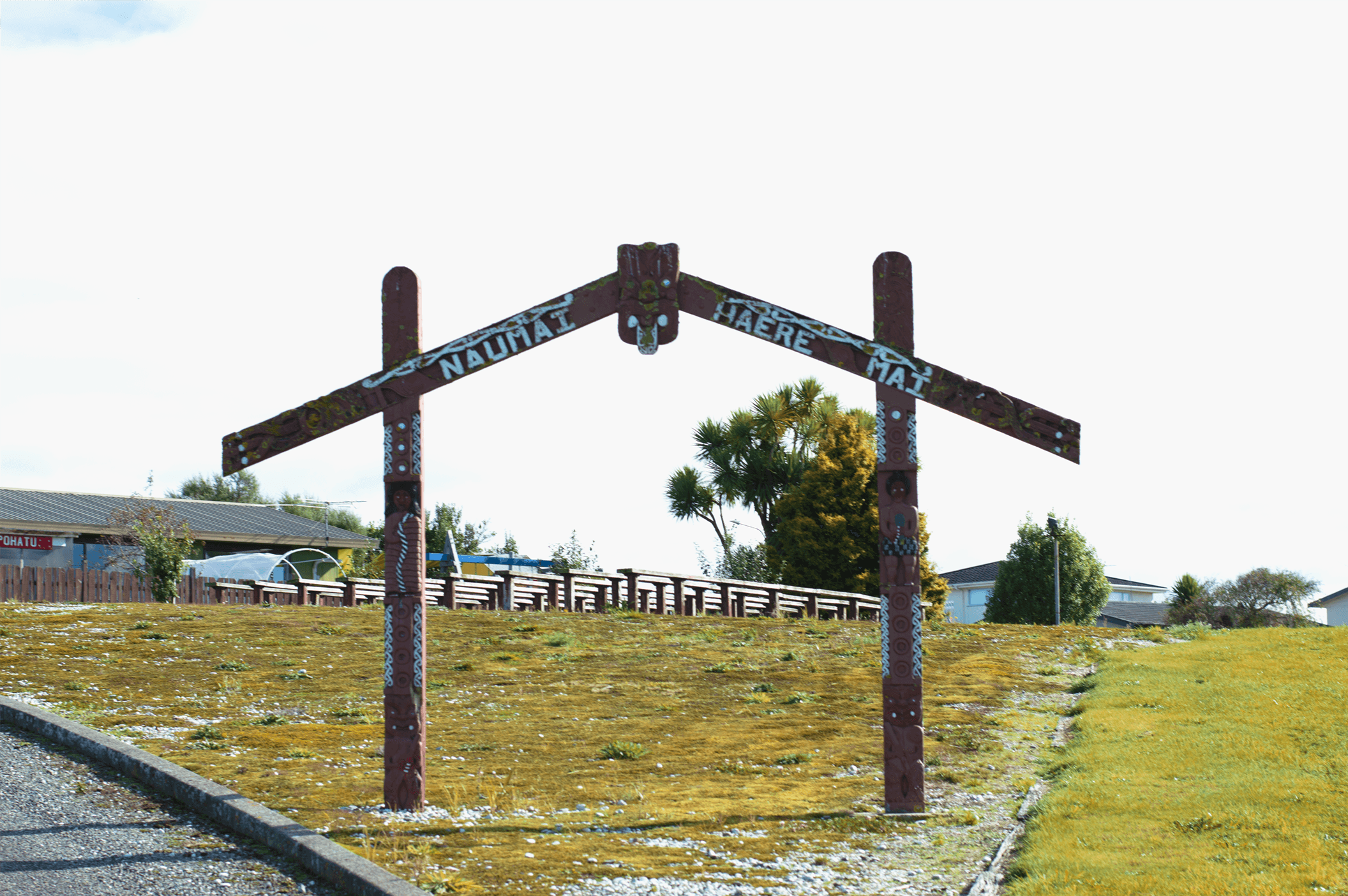 At Murihiku Marae in Waihōpai